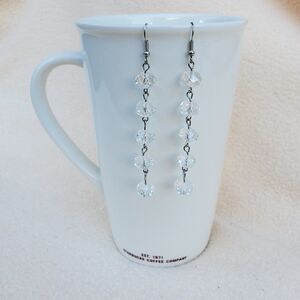 NWOT crystal/gem dangling earrings